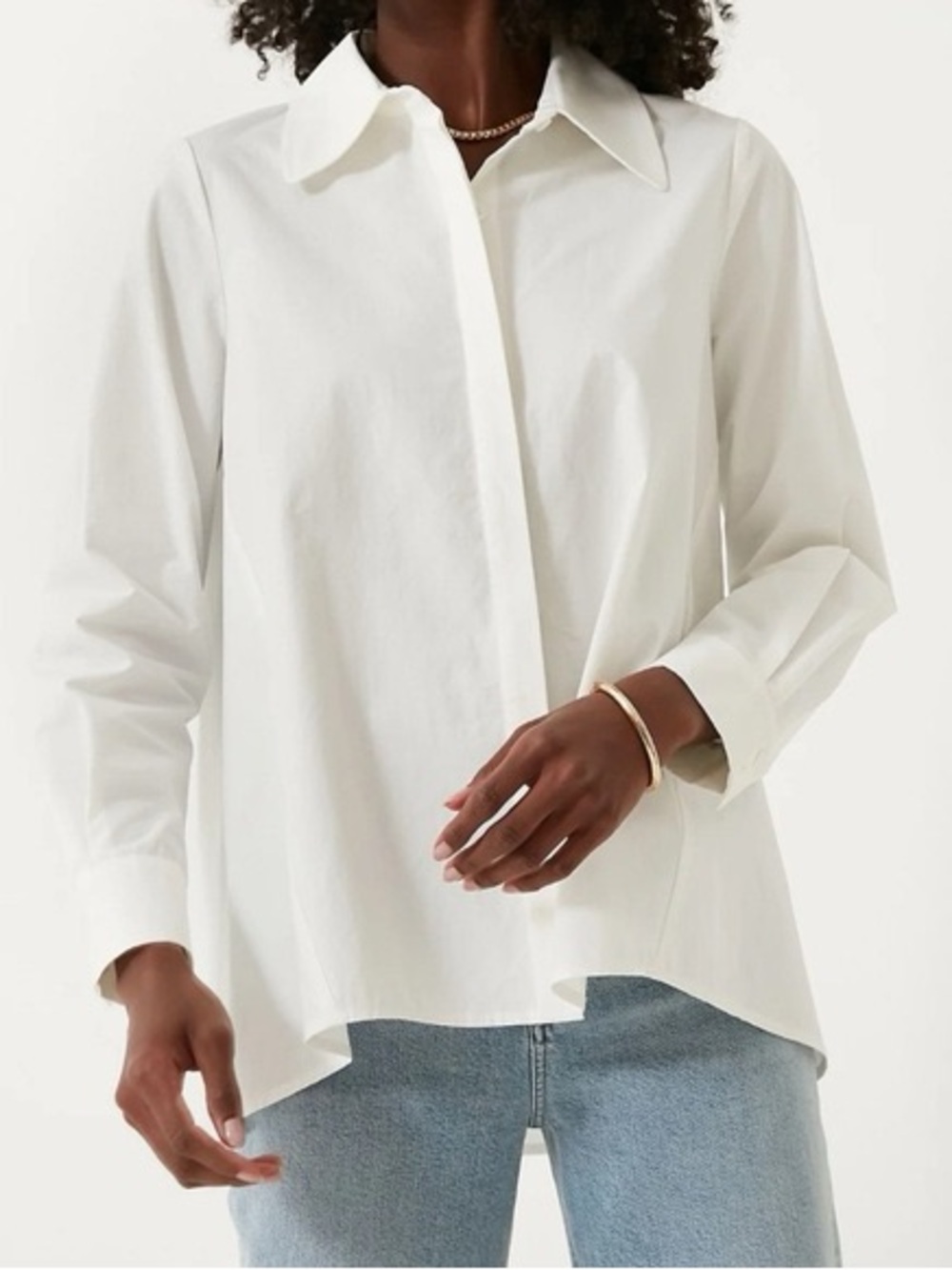 Tuckernuck Nina Crisp White Swing Hidden-Button Shirt 100% cotton Size Medium